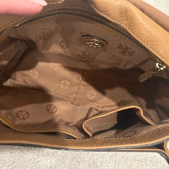 Tory Burch Marion Saddle Bag - Picture 4 of 6